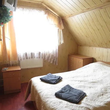 белый камень