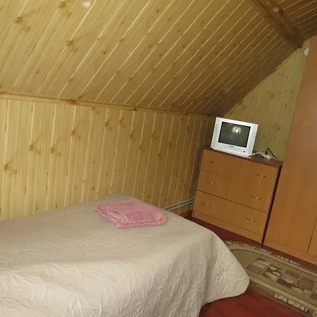 белый камень